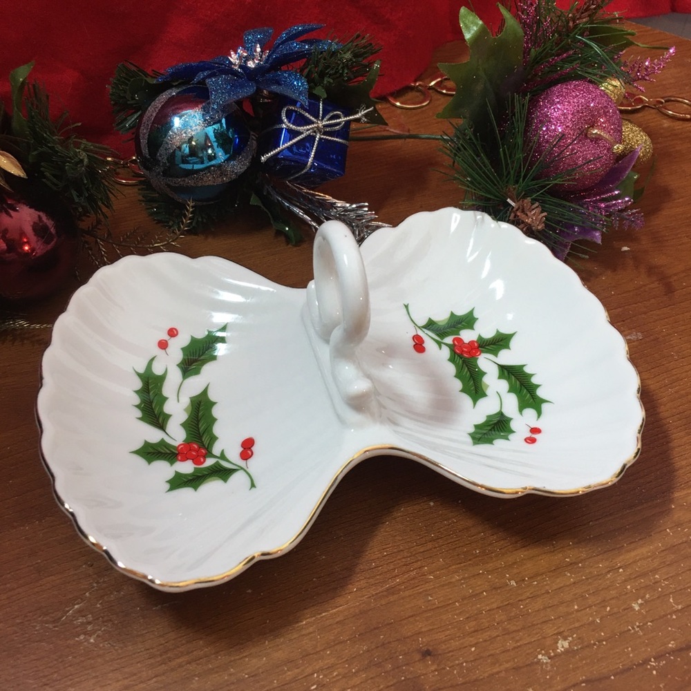 Holiday Holly Leaf Ceramic Dish